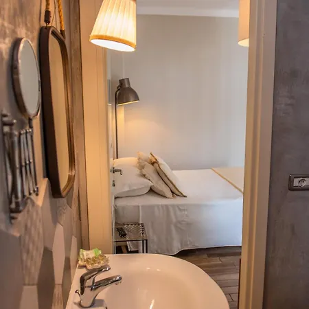 Hotell Fra Diavolo 3*