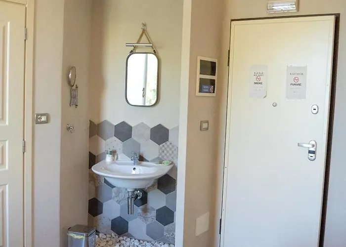 Fra Diavolo Hotel