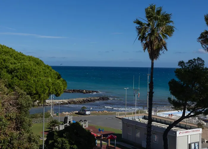 Fra Diavolo Otel Diano Marina